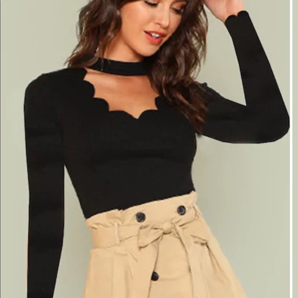 Super cute black top